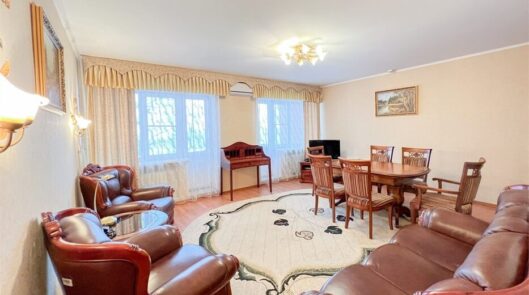 Сюит трехкомнатный